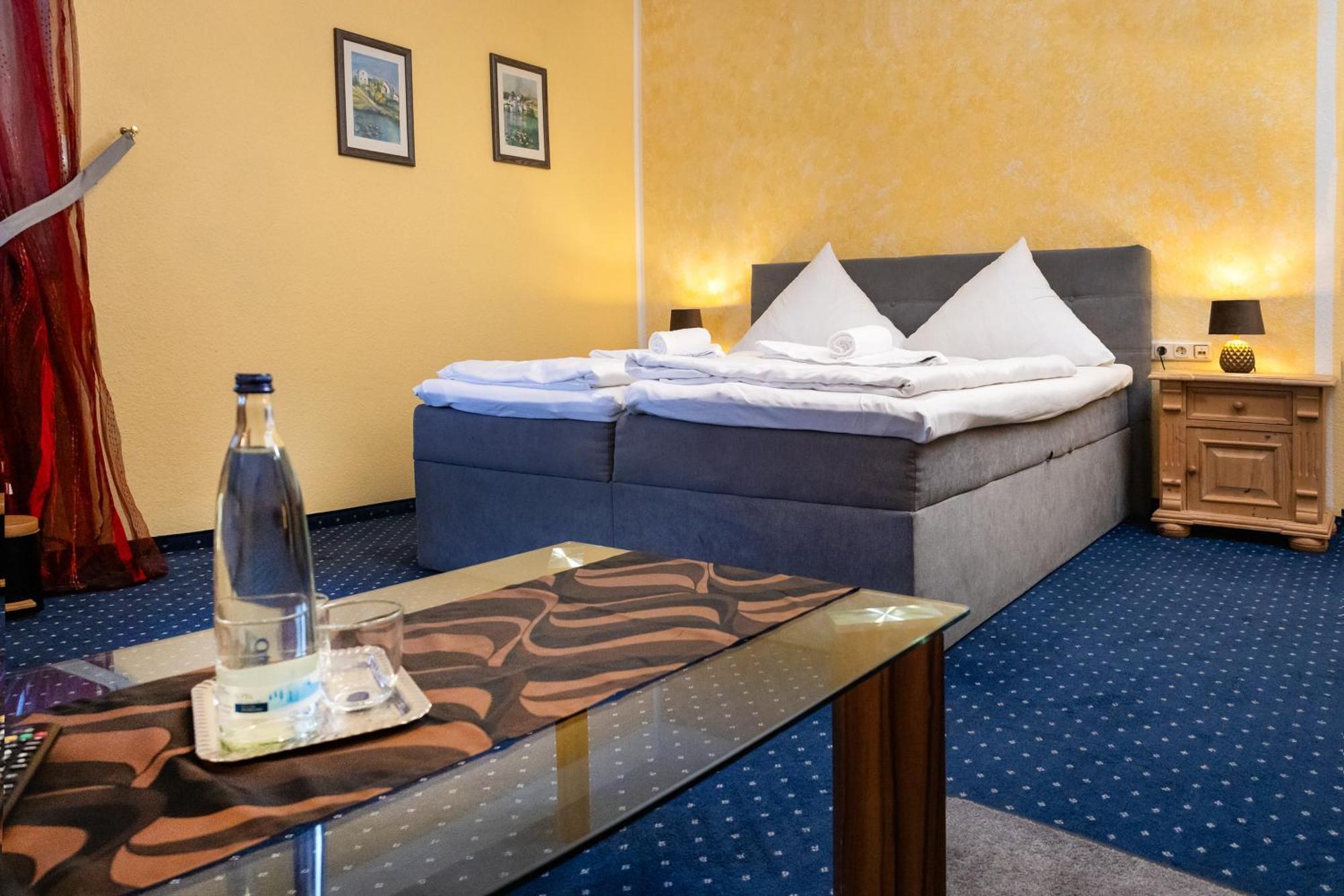 Hotel Restaurant Narasinga Wassenberg Dış mekan fotoğraf